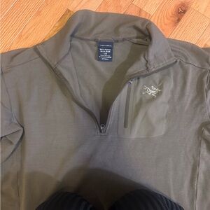 Arc'teryx Men's Olive Green Half-Zip Shirt Jacket